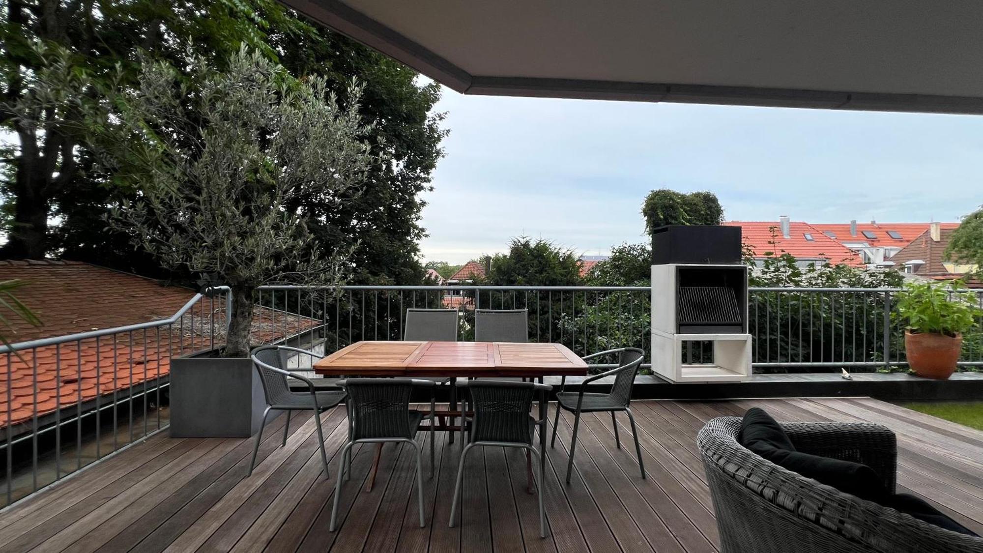 Ludwigshome Luxus - Zentral, Kostenloser Parkplatz, Terrasse لودفيغسبرغ المظهر الخارجي الصورة