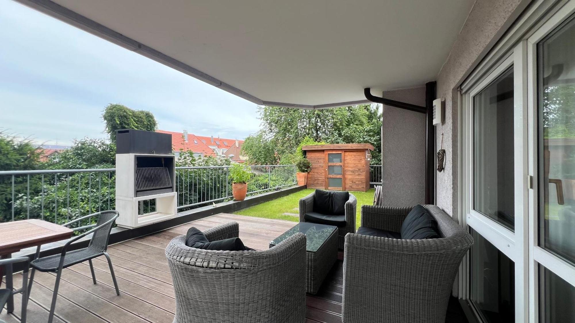 Ludwigshome Luxus - Zentral, Kostenloser Parkplatz, Terrasse لودفيغسبرغ المظهر الخارجي الصورة